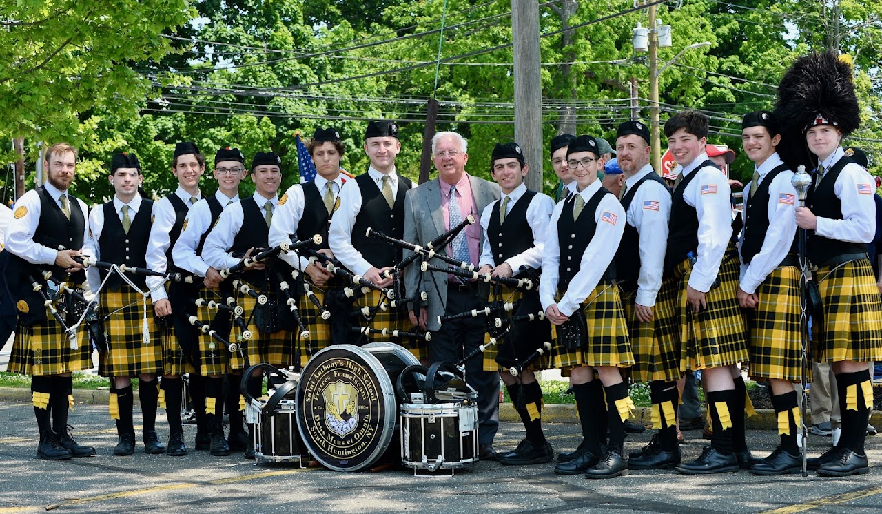 Comptroller Kennedy with the St. Anthony's H.S. Celtic Friars Pipe Band